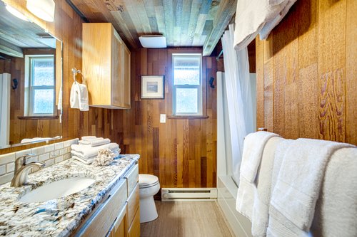 A full bathroom downstairs.