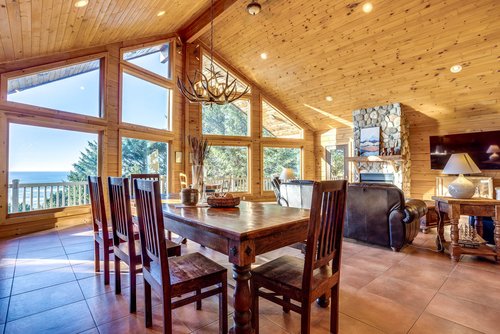 Large dining table great for family time!