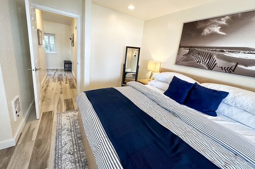 Wonderful bedroom on the first floor with bath.