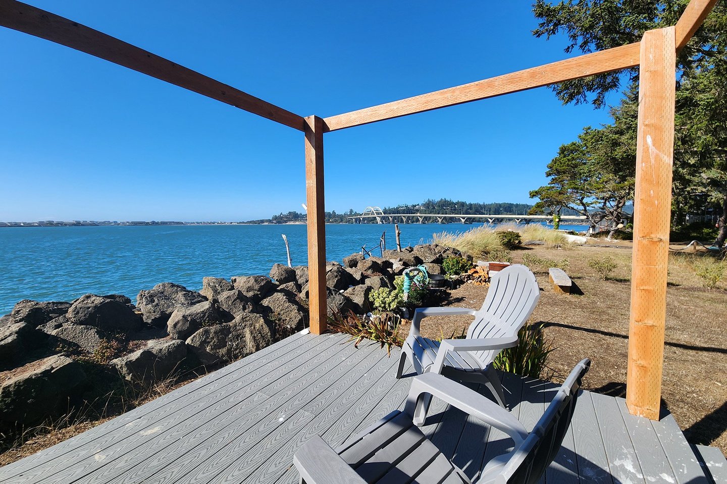 Sit out on the bayfront deck and watch the wildlife in the bay.